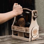 drevený nosič na pivo